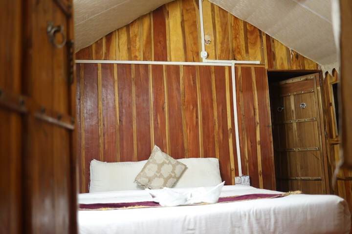 Room 10 of 22
