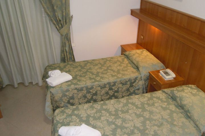 Suite Room