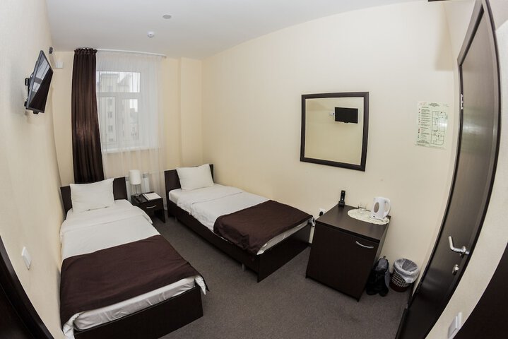 Room 7 of 50