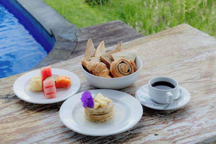 Breakfast/Coffee Service 28 of 49