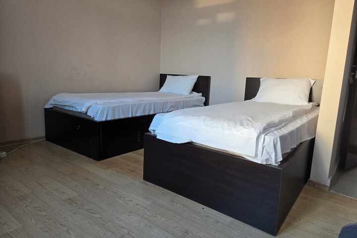 Room 5 of 19