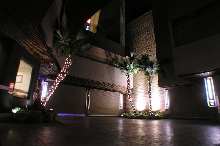 Ballroom/Hall 19 of 22