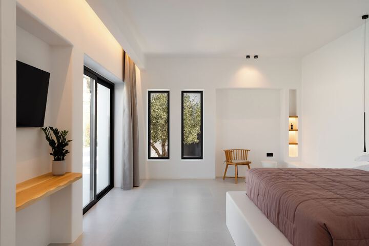 Room 3 of 24