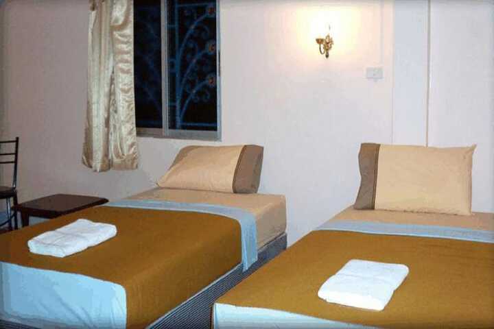 Room 8 of 26