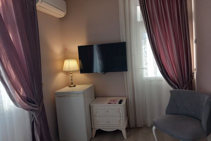 Room 48 of 110