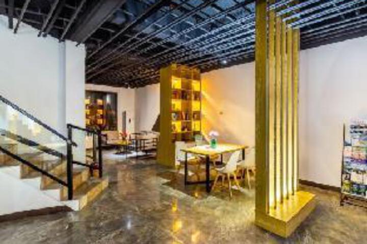 Xingzuo Hotel