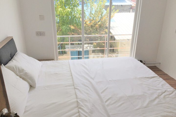 Room 9 of 10