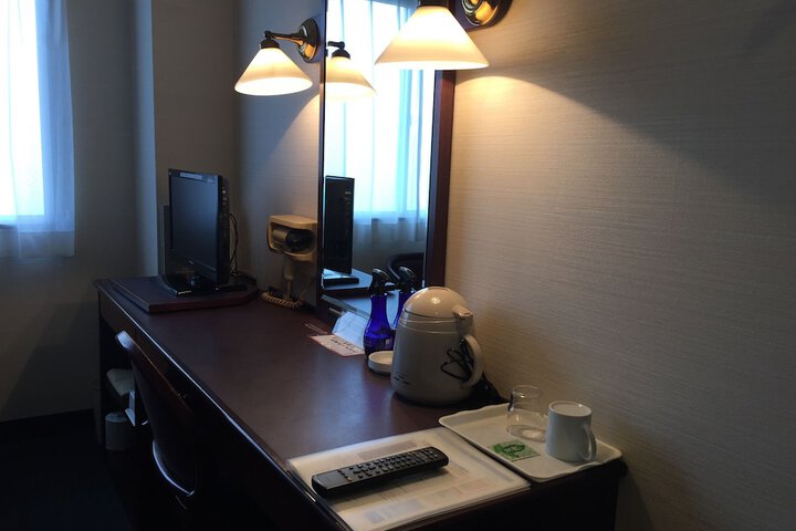 Room 3 of 11