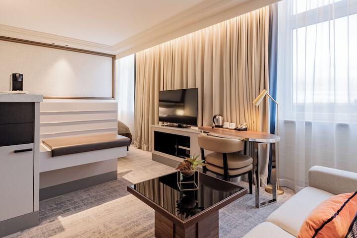 Room 289 of 457