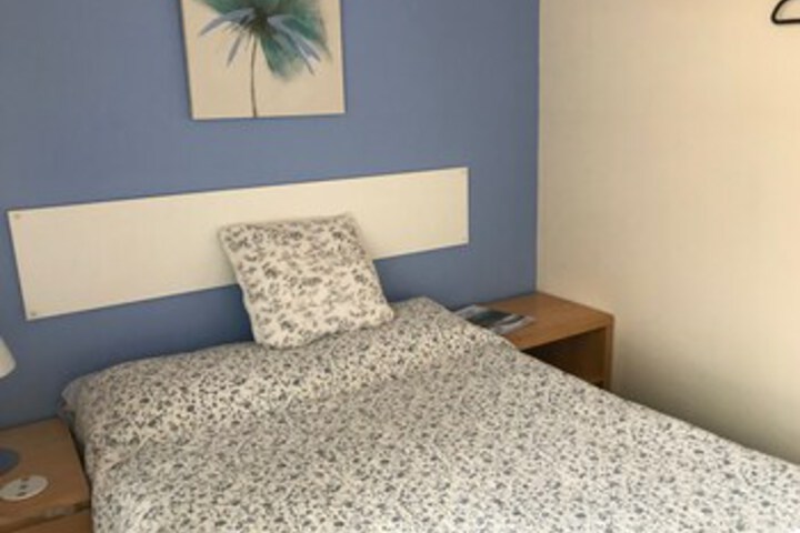 Room 14 of 22