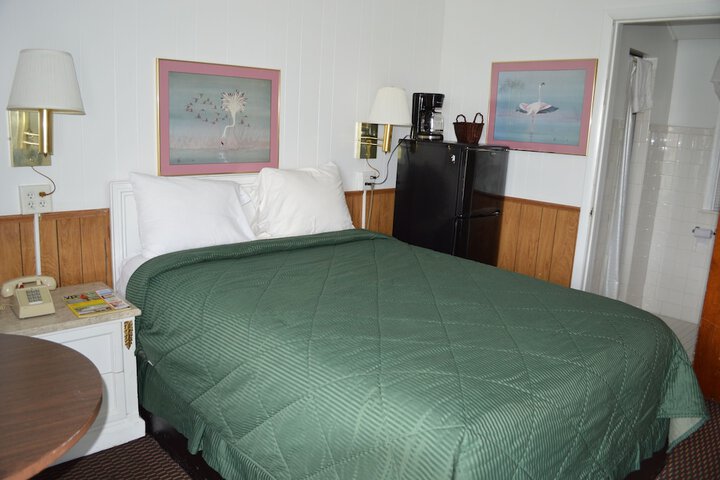 Room 2 of 22