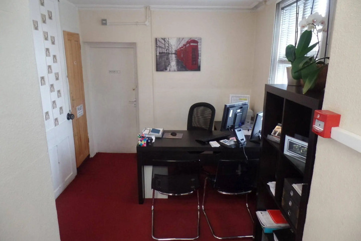 Photo 12