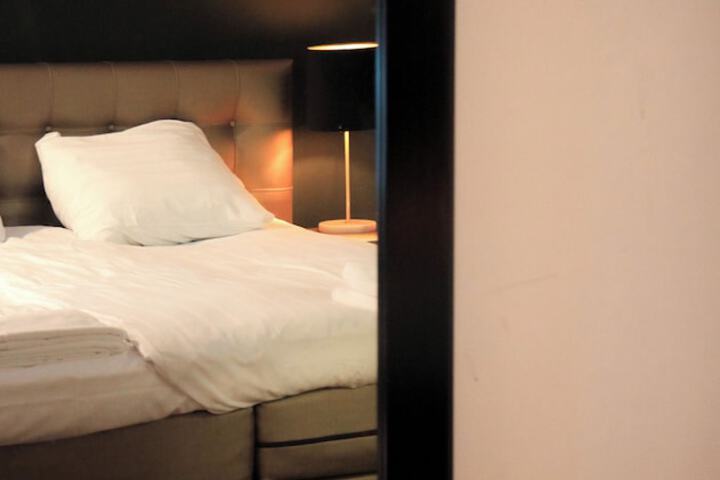 Room 35 of 132