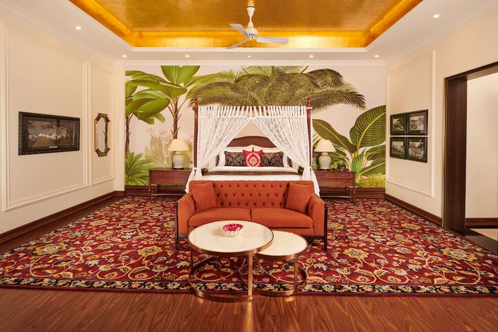 Room 10 of 62