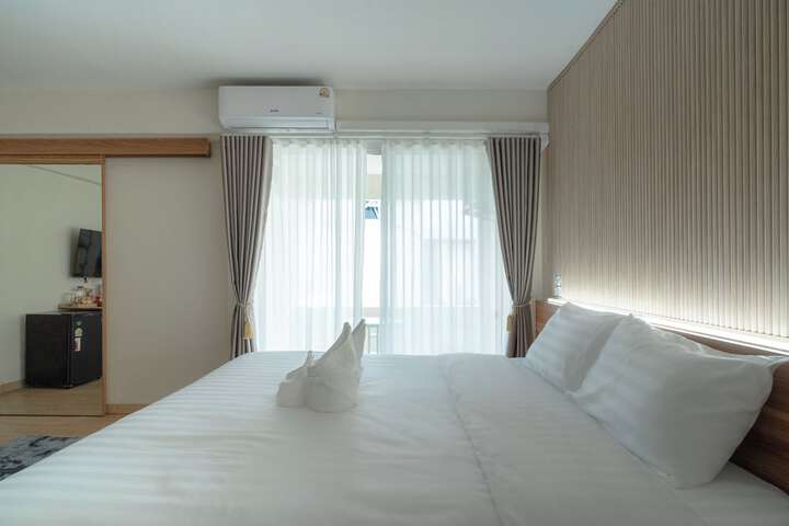 Room 20 of 97