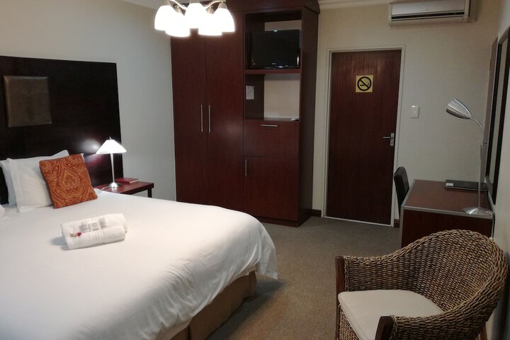 Room 27 of 54