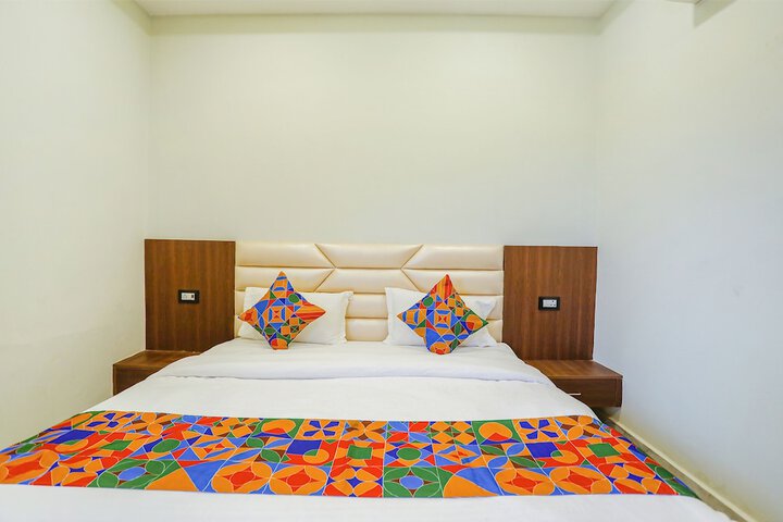 Room 15 of 23
