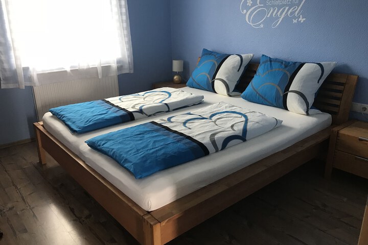 Room 12 of 63