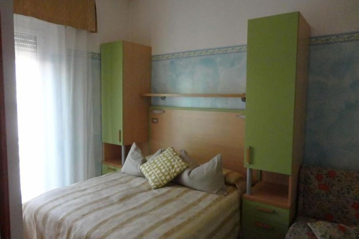 Room 19 of 61