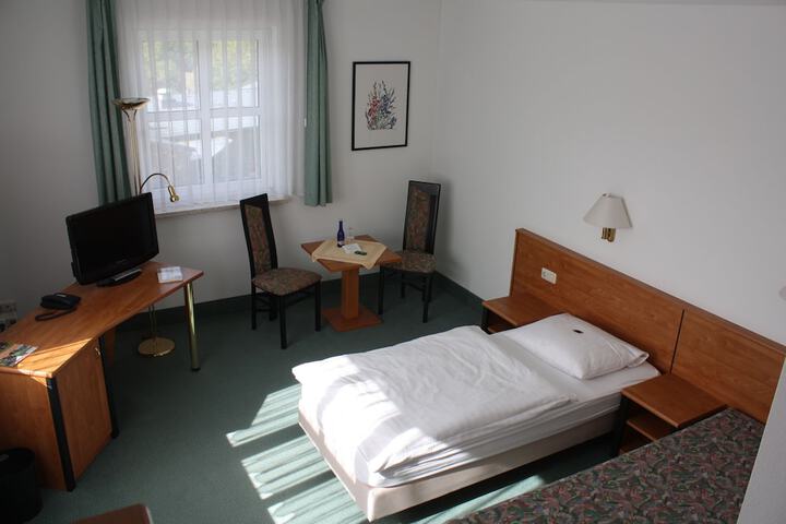 Room 5 of 46