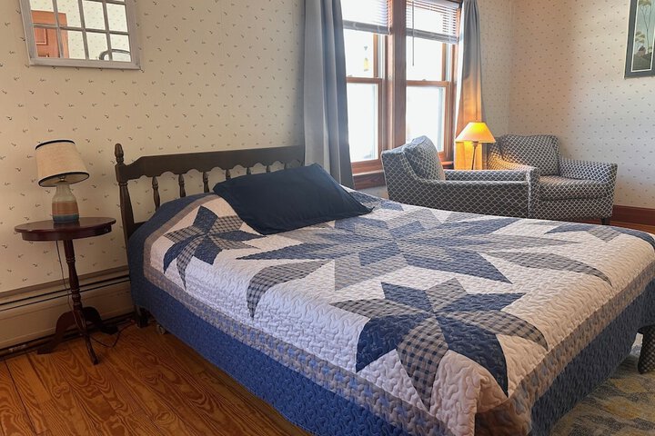 Room 28 of 72