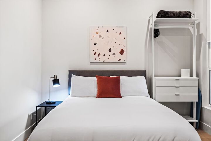Room 15 of 64