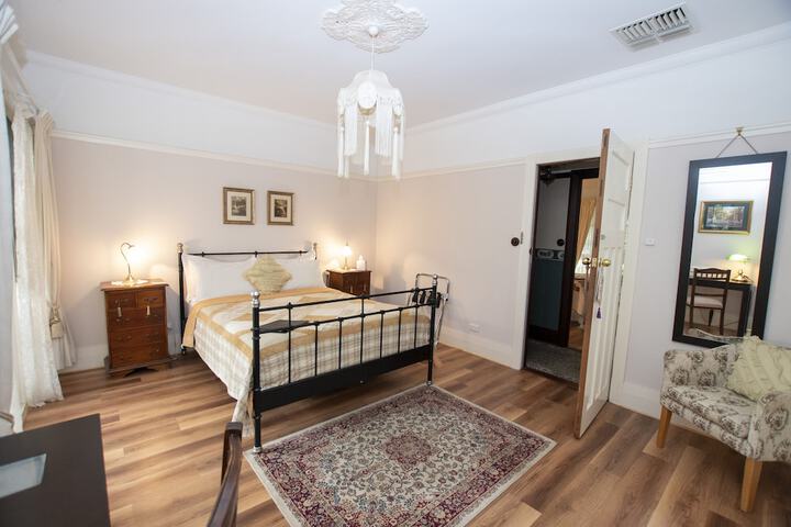 Room 15 of 58