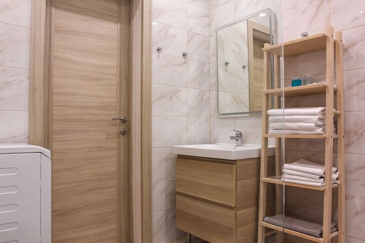 Room 34 of 67