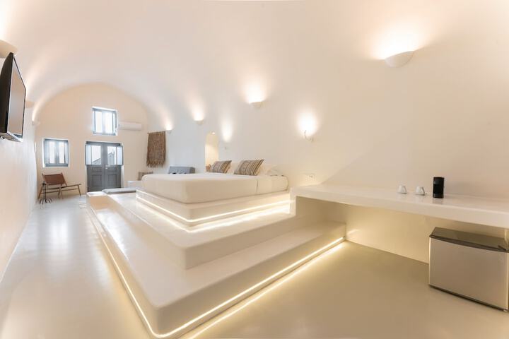 Room 4 of 66