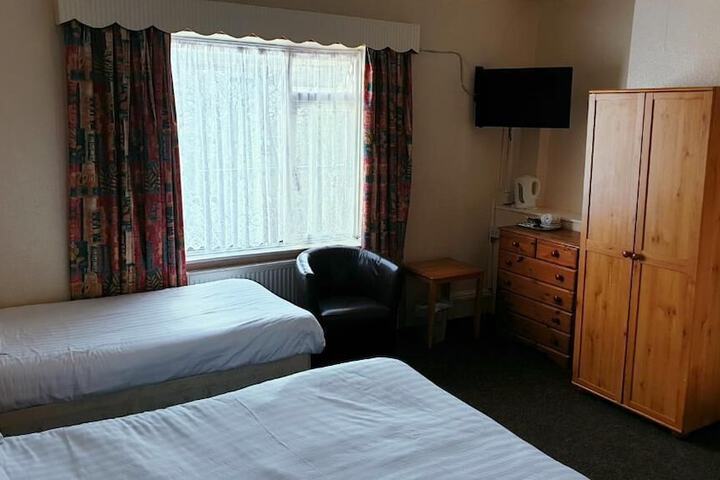 Room 29 of 61