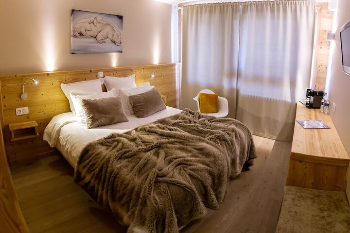 Room 6 of 38