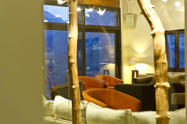 Lobby Photos
