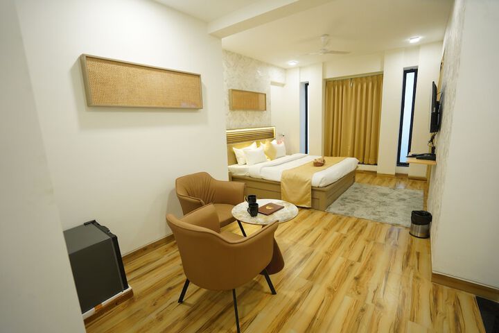 Room 49 of 93
