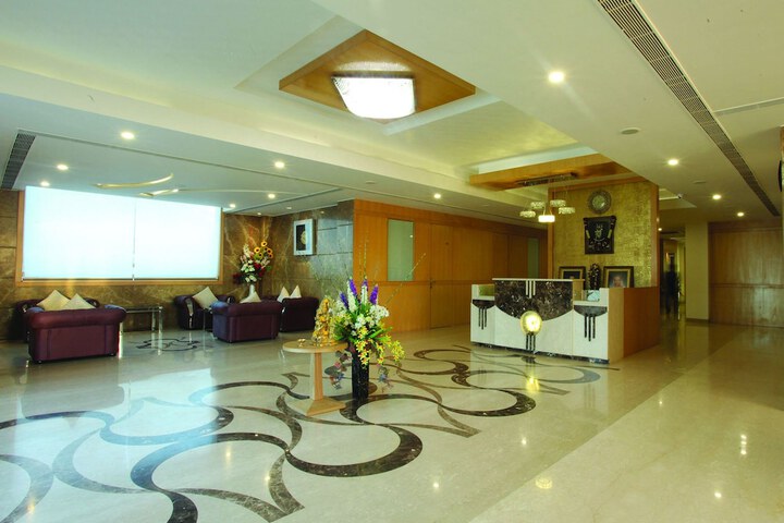 Hotel Interior 4 of 31