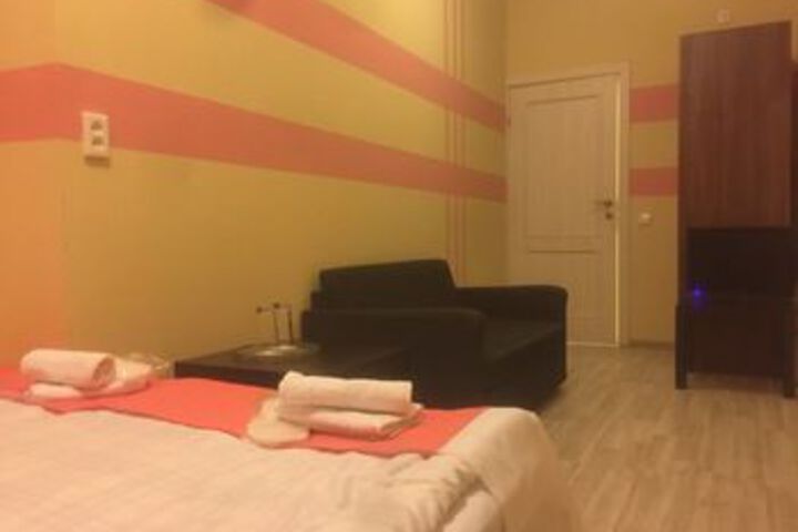 Room 36 of 84