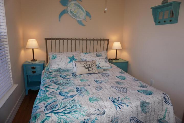 Room 28 of 132