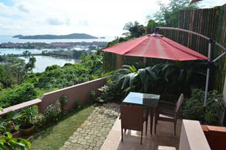 Terrace/Patio 3 of 16
