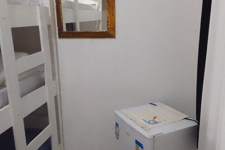 Room 15 of 18