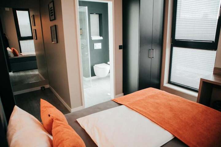 Room 10 of 58