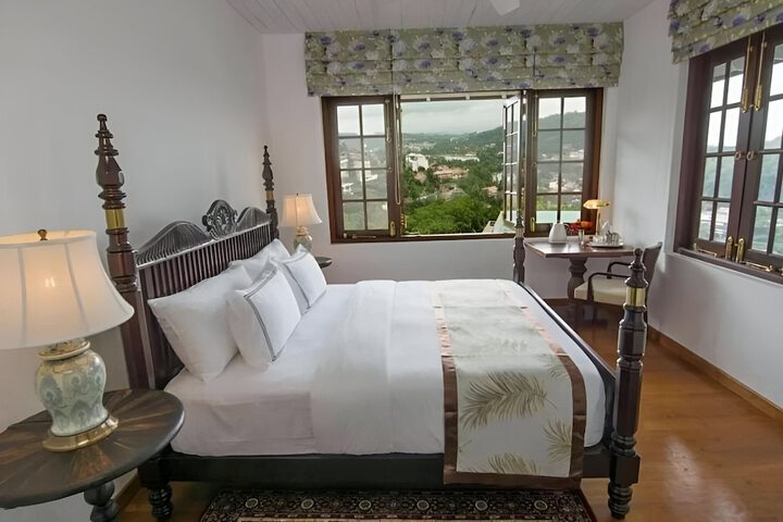 Room 9 of 47