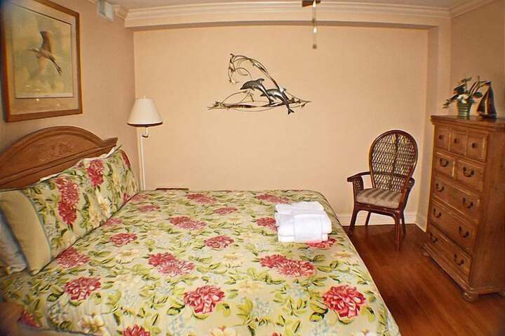 Room 2 of 138