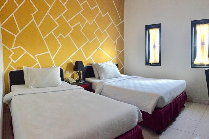 Room 14 of 26