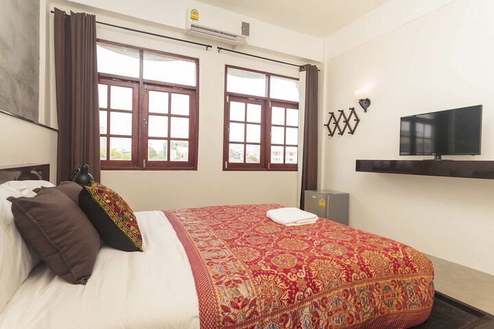 Room 19 of 50