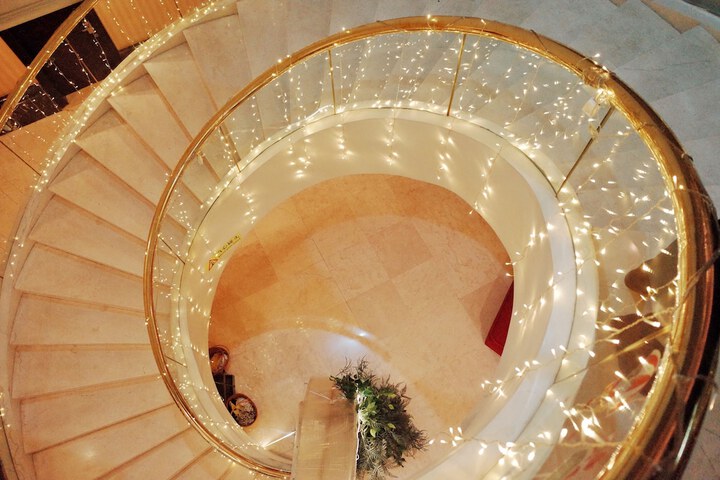 Guest Lobby