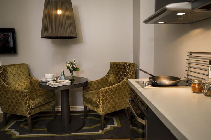 Private kitchenette