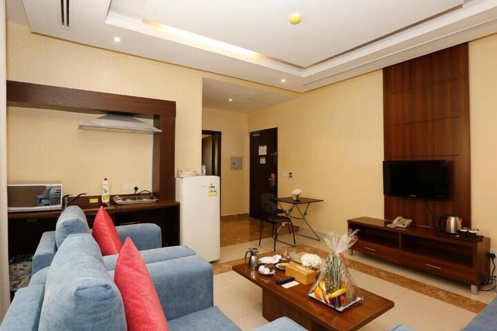 Room 17 of 25