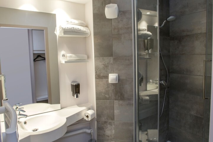 Clean Restrooms