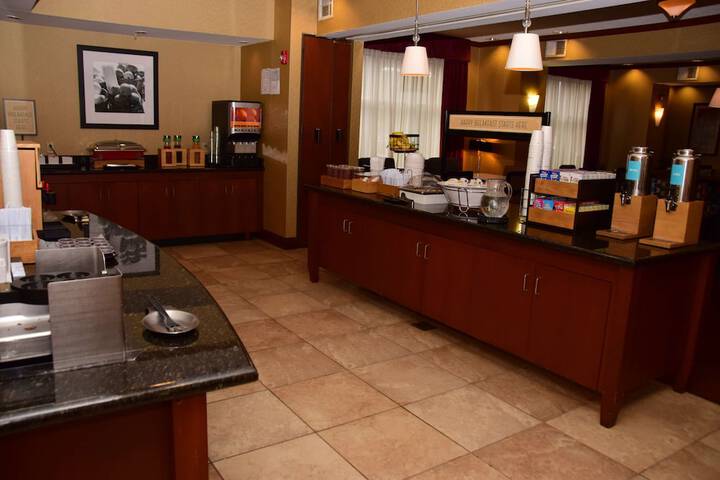 Breakfast area