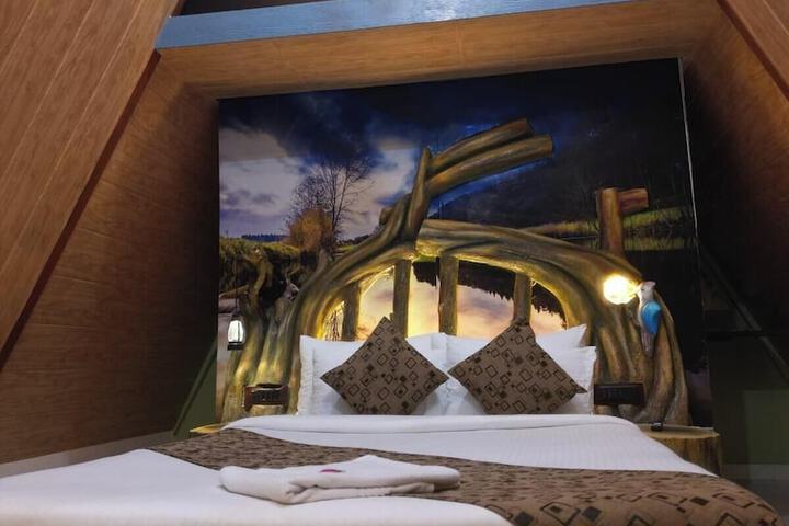 Room 20 of 62