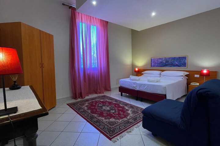Room 14 of 37